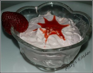 EGGLESS STRAWBERRY MOUSSE RECIPE