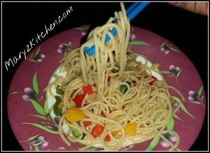Stir fried spaghetti with veges